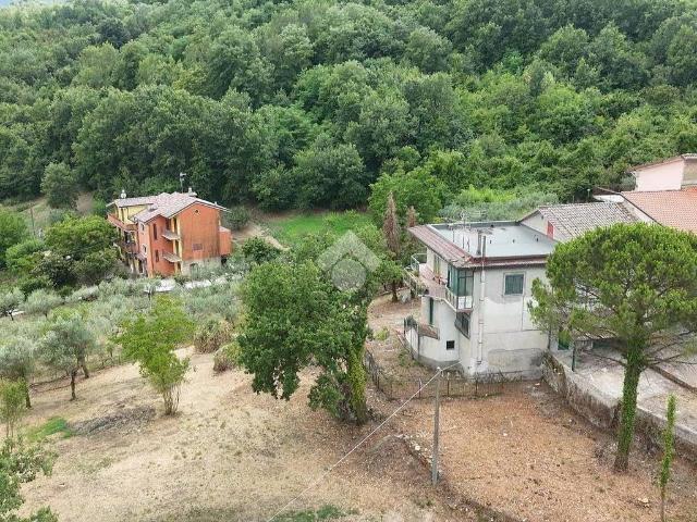 Villa Indipendente in vendita a Roccabascerana, Campania