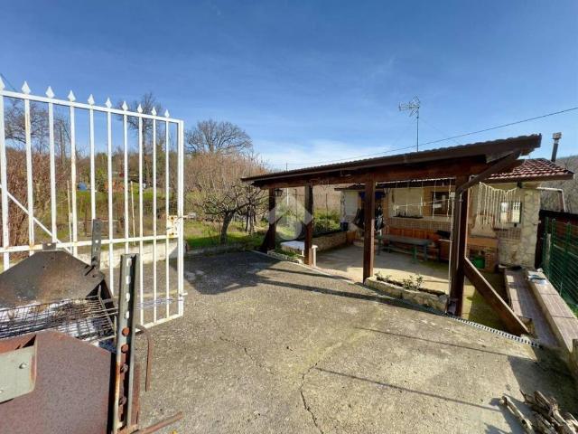 Villa Indipendente in vendita a Roccabascerana, Campania
