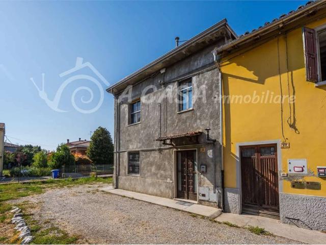 Villa Indipendente in vendita a Fontanelle, Roccabianca