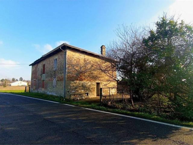 Villa Indipendente in vendita a Roccabianca, Reggio Emilia