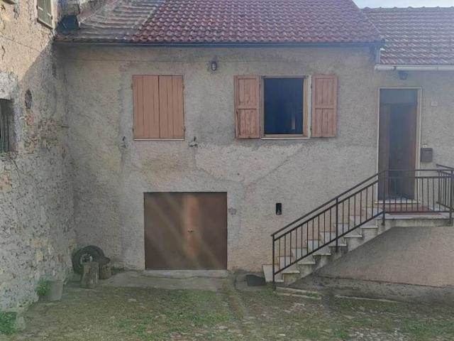 Villa Indipendente in vendita a Piemonte, Alessandria