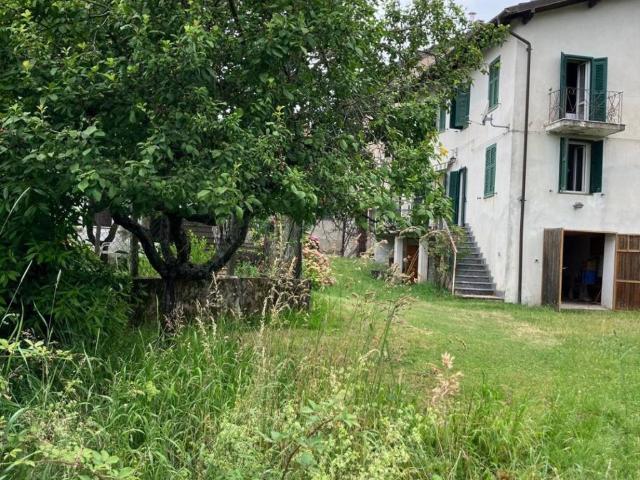 Villa Indipendente in vendita a Piemonte, Alessandria