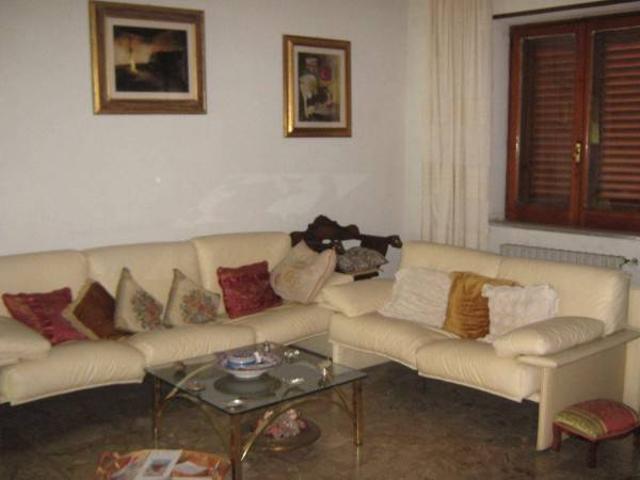 Villa Indipendente in vendita a Roccamonfina, Caserta