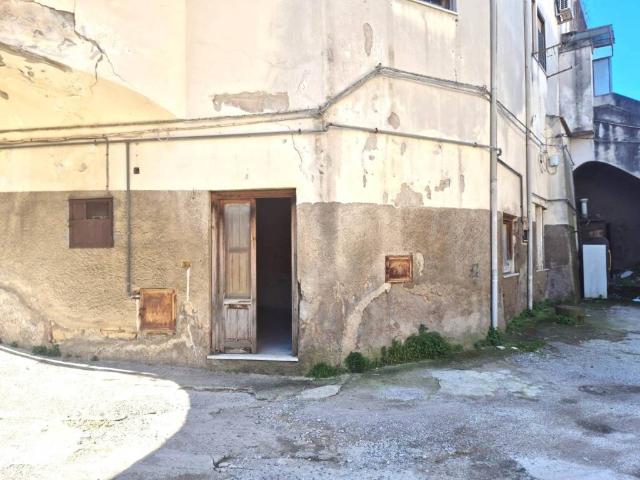 Villa Indipendente in vendita a Roccapiemonte, Campania