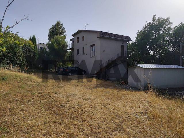 Villa Indipendente in vendita a Roccascalegna, Abruzzo