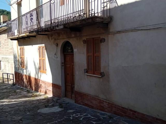Villa Indipendente in vendita a Roccascalegna, Abruzzo