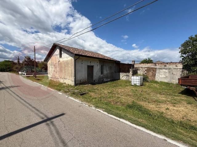 Villa Indipendente in vendita a Roccasecca, Lazio