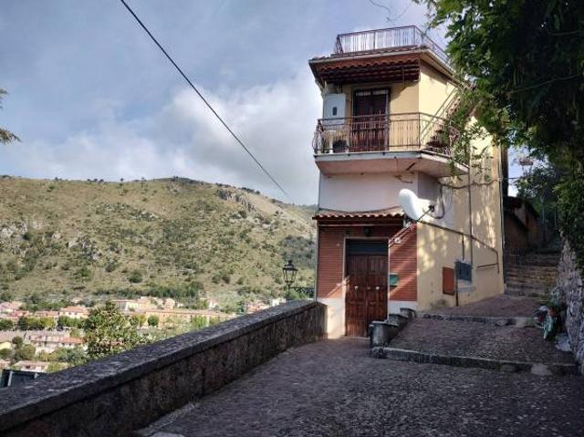 Villa Indipendente in vendita a Caprile, Roccasecca