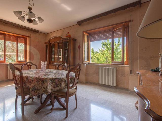 Villa Indipendente in vendita a Roccasecca, Lazio