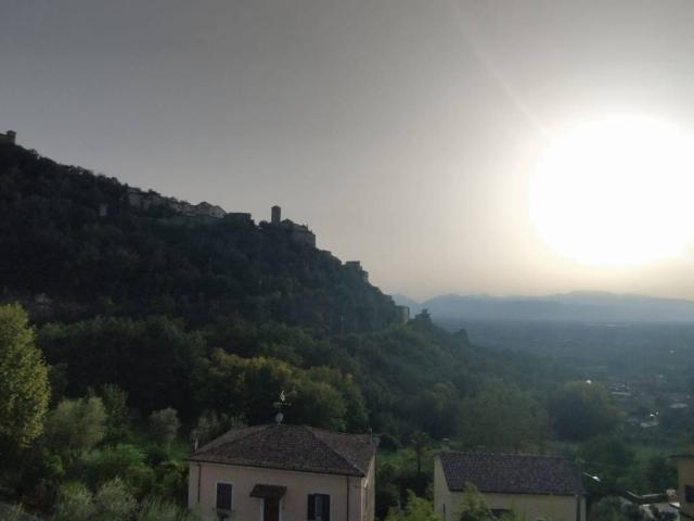 Villa Indipendente in vendita a Roccasecca, Lazio