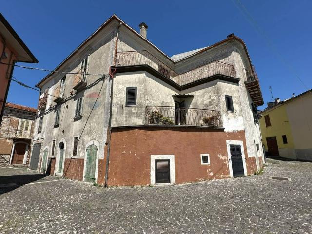 Villa Indipendente in vendita a Roccasicura, Molise