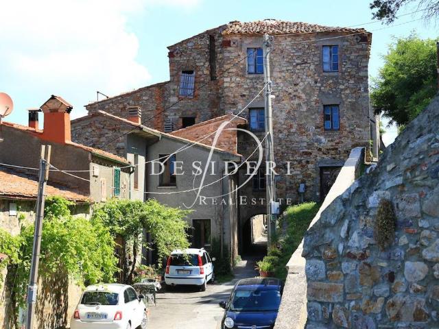 Villa Indipendente in vendita a Roccastrada, Toscana