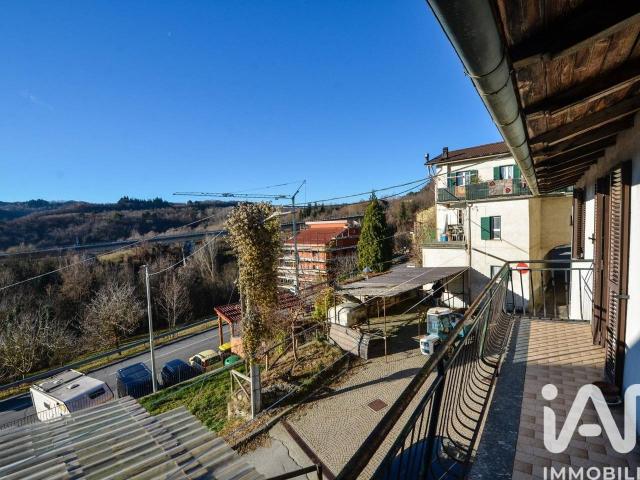 Villa Indipendente in vendita a Roccavignale