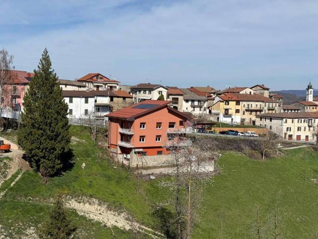 Villa Indipendente in vendita a Roccavignale