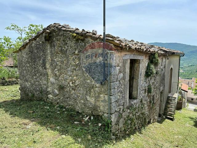 Villa Indipendente in vendita a Rocchetta A Volturno, Molise