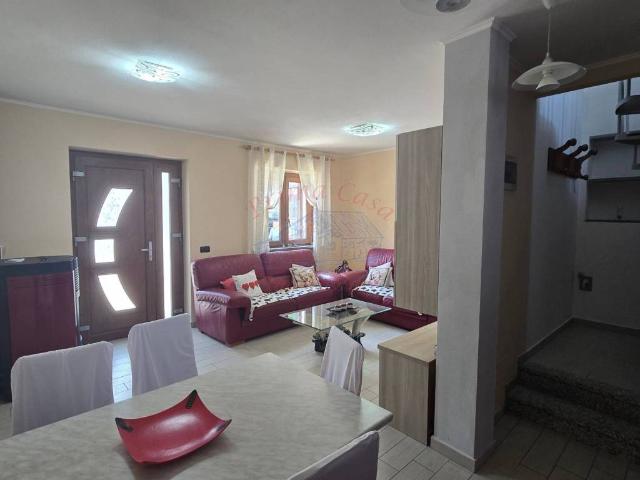 Villa Indipendente in vendita a Piemonte, Asti