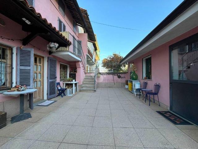 Villa Indipendente in vendita a Piemonte, Asti