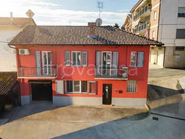 Villa Indipendente in vendita a Roddi, Cuneo