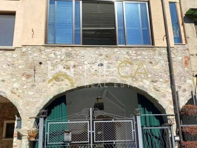Villa Indipendente in vendita a Comunità montana della Valle Sabbia, Roè Volciano