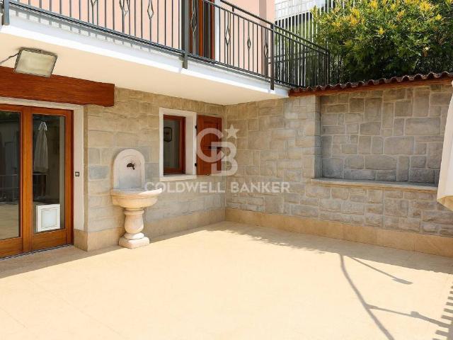 Villa Indipendente in vendita a Comunità montana della Valle Sabbia, Roè Volciano
