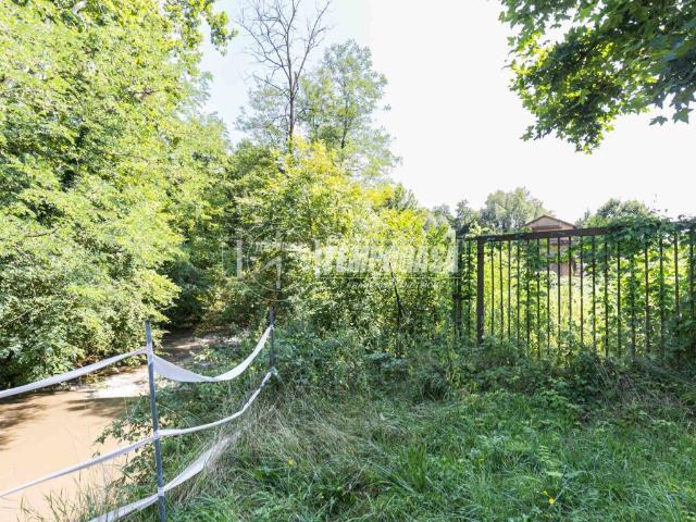 Villa Indipendente in vendita a Rogeno, Lombardia