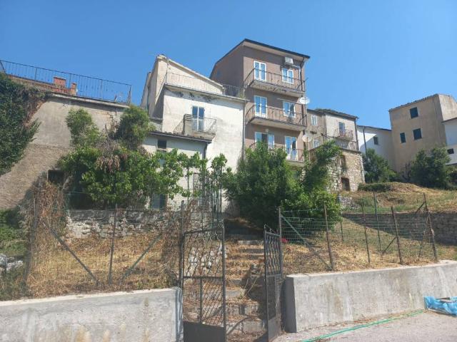 Villa Indipendente in vendita a Roio Del Sangro, Abruzzo
