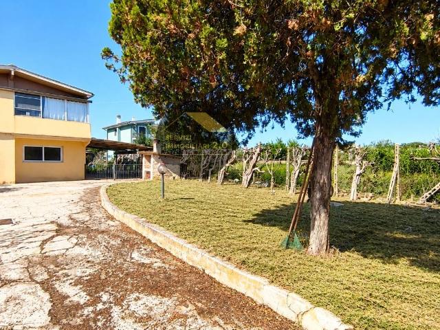 Villa Indipendente in vendita a Tragliatella, Roma