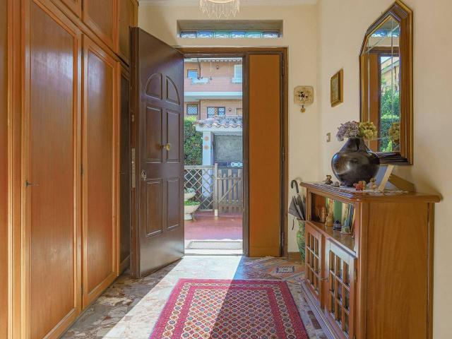 Villa Indipendente in vendita a Malafede, Roma Capitale