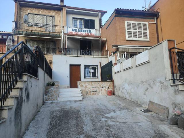 Villa Indipendente in vendita a Municipio Roma XV, Roma Capitale