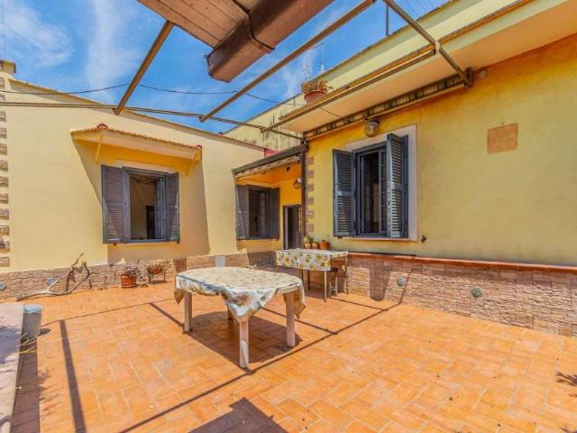 Villa Indipendente in vendita a Municipio Roma V, Roma Capitale