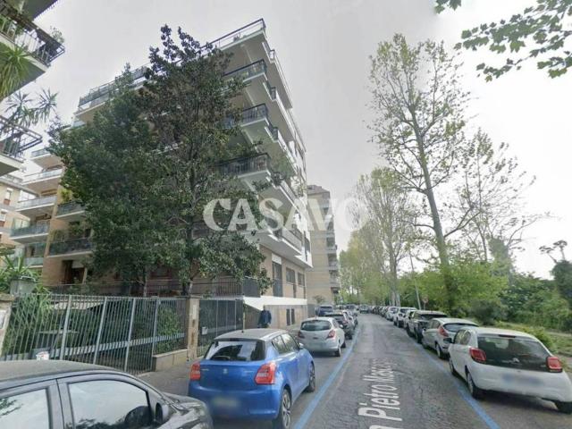 Villa Indipendente in vendita a Trieste, Roma