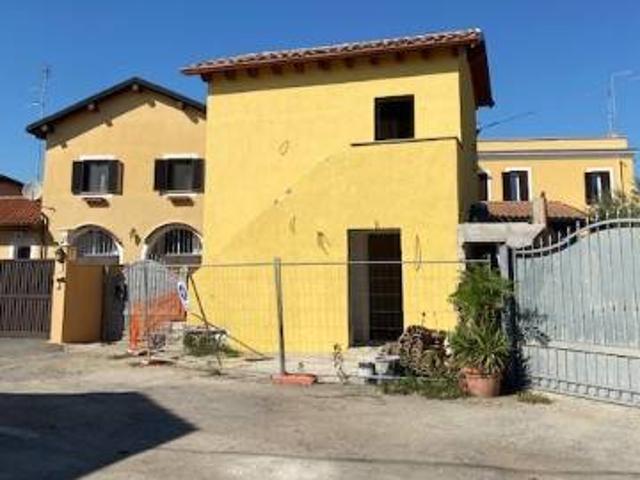 Villa Indipendente in vendita a Municipio Roma V, Roma Capitale