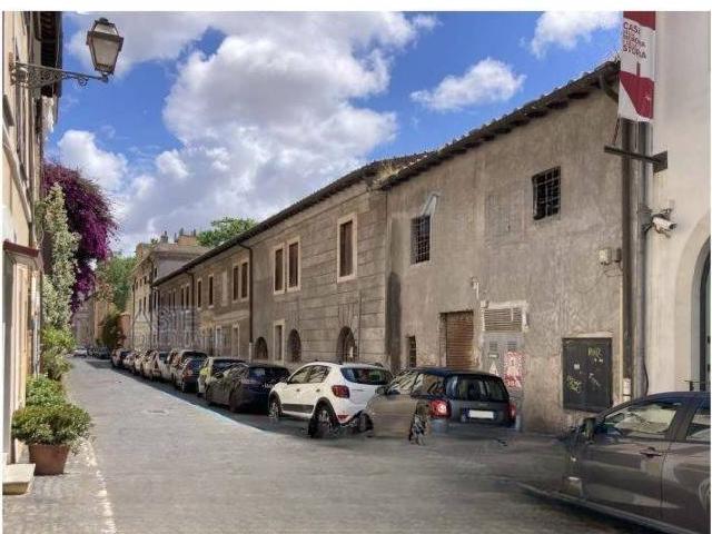 Villa Indipendente in vendita a Municipio Roma I, Roma Capitale