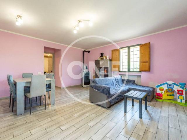 Villa Indipendente in vendita a Prato Fiorito, Roma Capitale