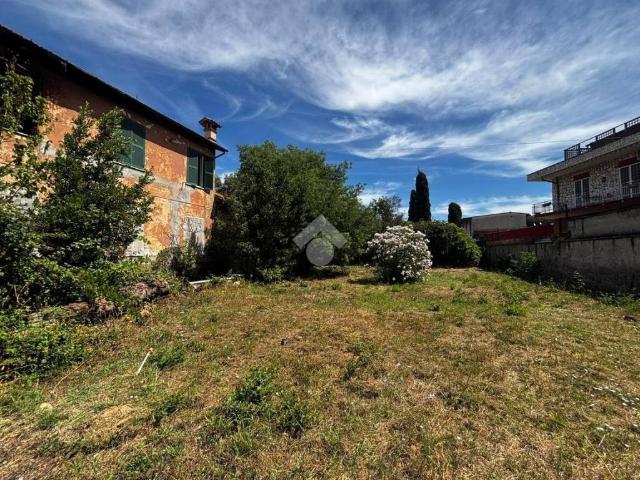 Villa Indipendente in vendita a Municipio Roma X, Roma Capitale