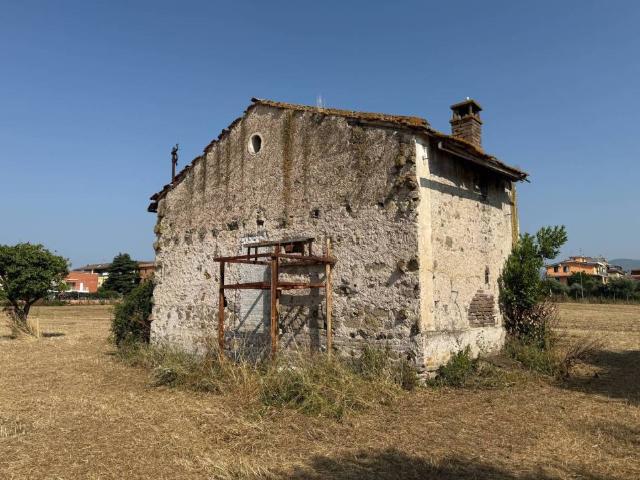 Villa Indipendente in vendita a Villa Verde, Roma Capitale