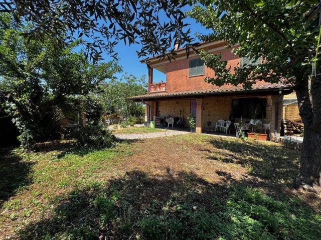 Villa Indipendente in vendita a Municipio Roma IX, Roma Capitale