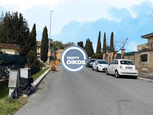 Villa Indipendente in vendita a Pantan Monastero, Roma Capitale