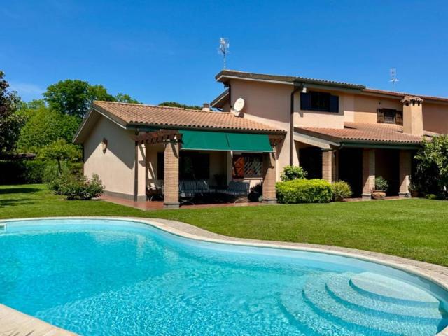 Villa Indipendente in vendita a Olgiata, Roma Capitale
