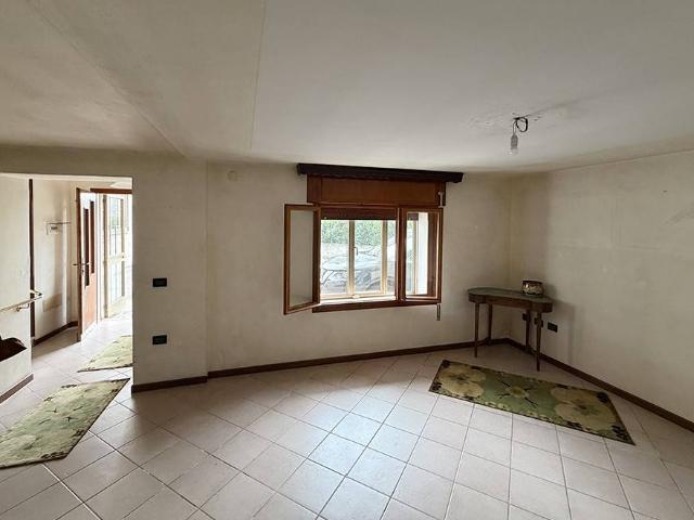 Villa Indipendente in vendita a San Giacomo, Romano D'ezzelino