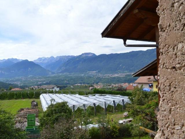 Villa Indipendente in vendita a Comunità della Val di Non, Romeno