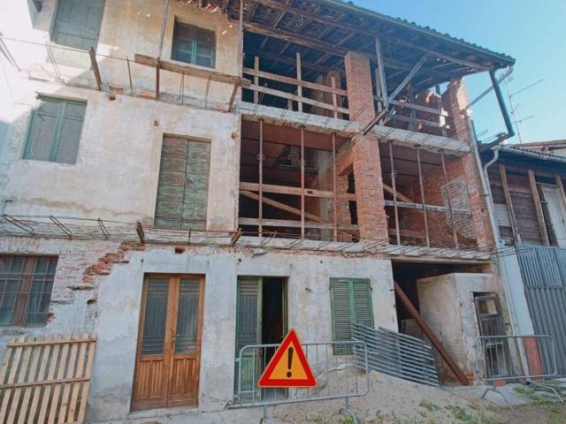 Villa Indipendente in vendita a Piemonte, Novara