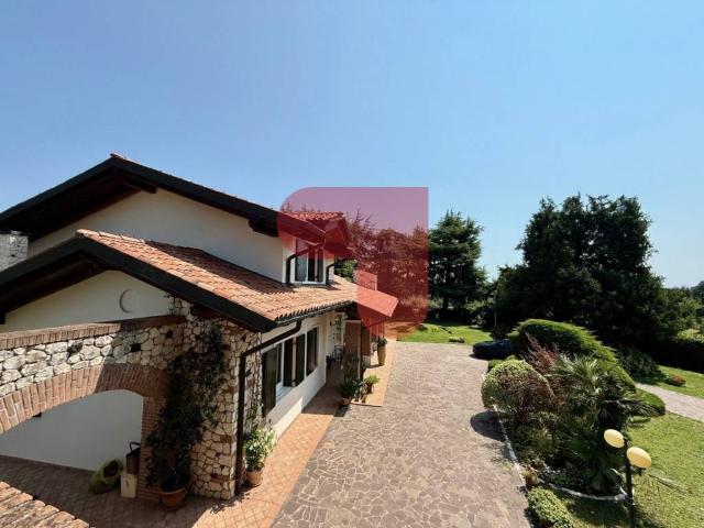 Villa Indipendente in vendita a Roncà, Veneto