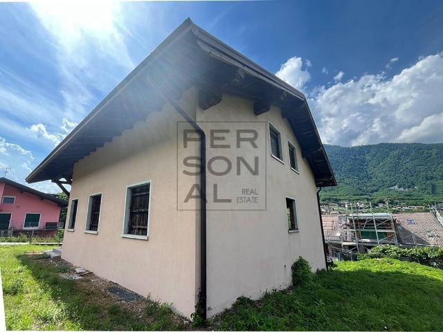 Villa Indipendente in vendita a Comunità Valsugana e Tesino, Roncegno