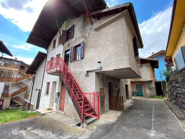 Villa Indipendente in vendita a Comunità Valsugana e Tesino, Roncegno