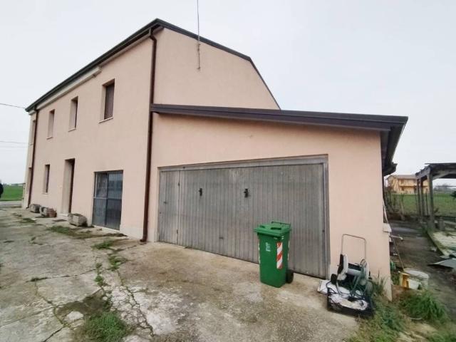 Villa Indipendente in vendita a Ronco All'adige, Veneto
