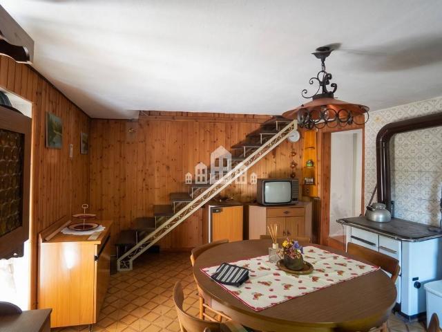 Villa Indipendente in vendita a Montelavecchia, Ronco Canavese