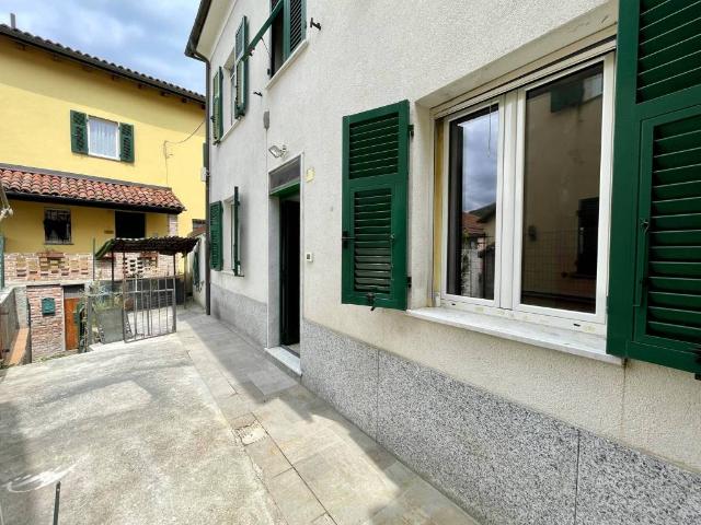Villa Indipendente in vendita a Ronco Scrivia, Liguria