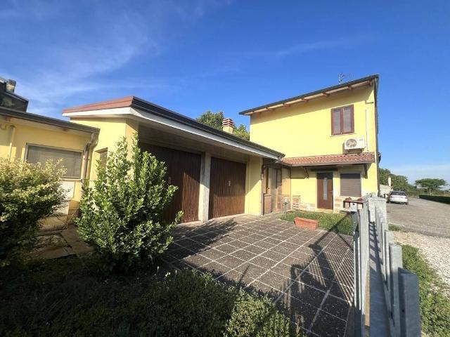Villa Indipendente in vendita a Castel D'ario, Lombardia