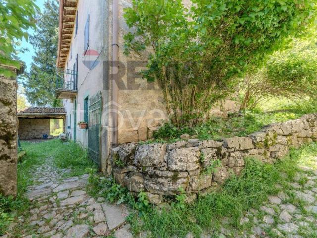 Villa Indipendente in vendita a Portola, Roncola